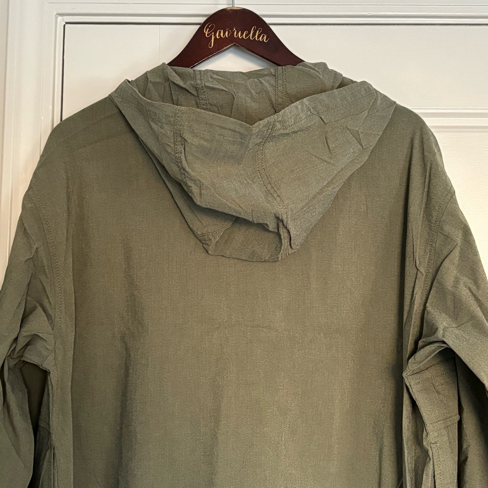 • NWT! [Levi’s] Lightweight Parka • - Picture 9 of 10